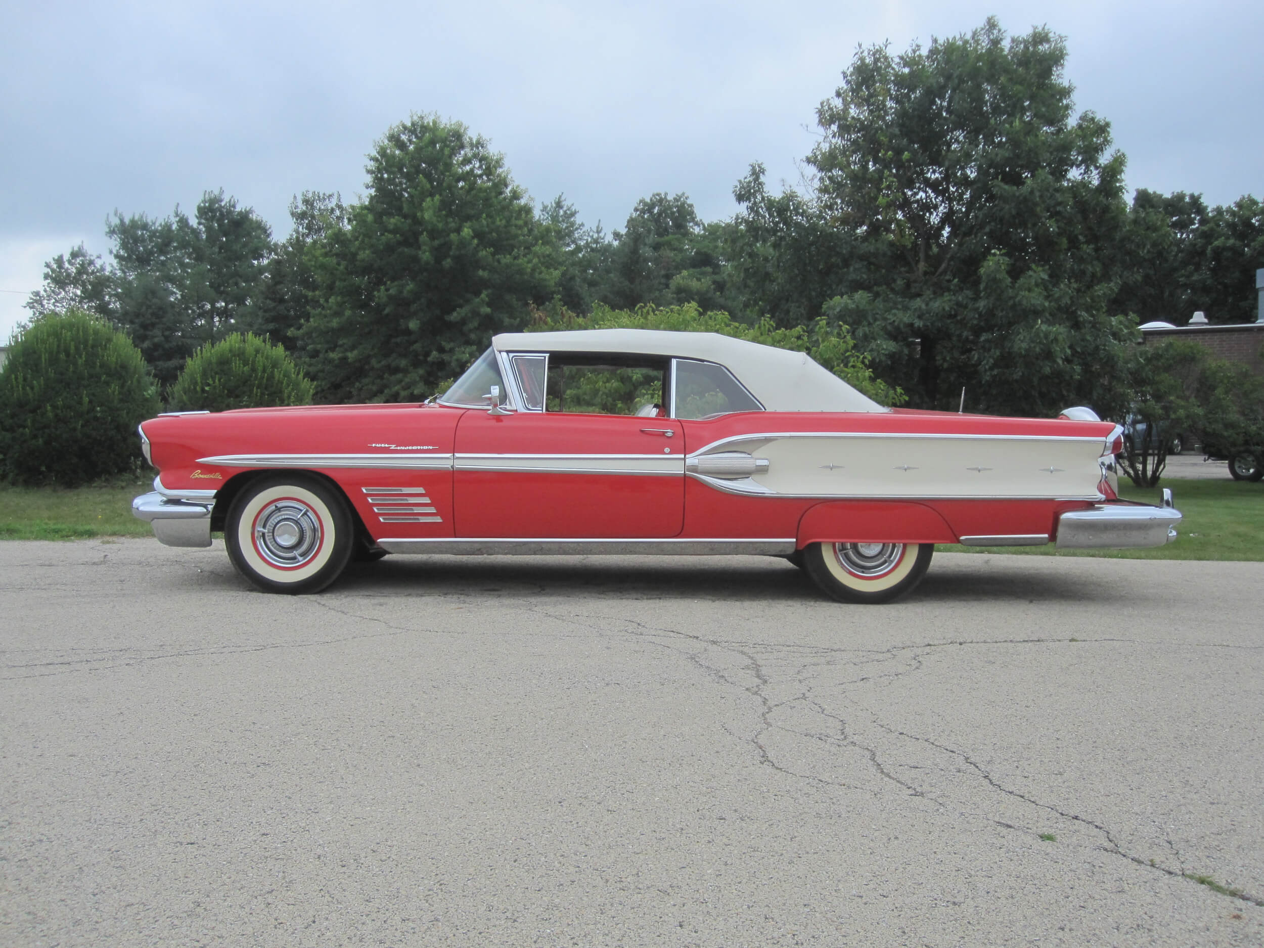 1958 Pontiac Bonneville Ragoon Red and Patina Ivory Convertible 370cu ...